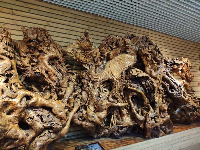 2005新澳门天天开好彩和中国龙再添新成员与中国龙 igs